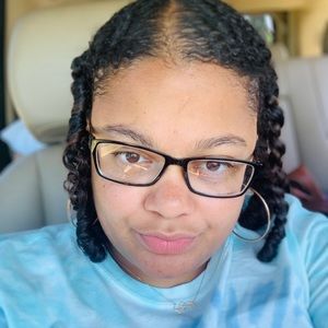 Meet your Posher, Joy